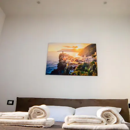 Paradise Home 320